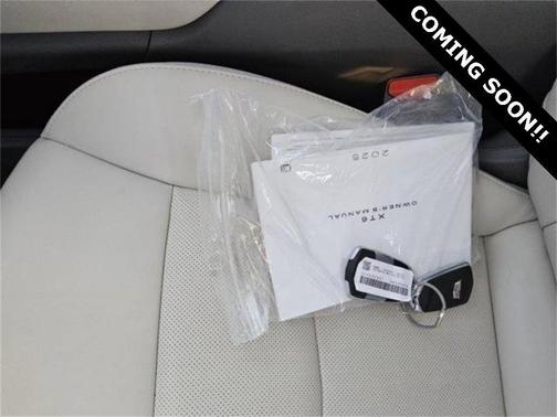 2025 Cadillac XT6 Premium Luxury FWD