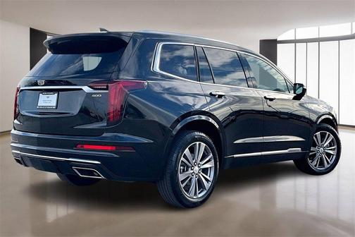 2025 Cadillac XT6 Premium Luxury FWD