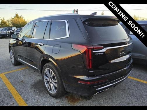 2025 Cadillac XT6 Premium Luxury FWD