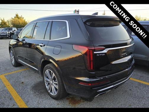 2025 Cadillac XT6 Premium Luxury FWD