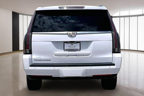 Crystal White Tri-Coat 2020 Cadillac Escalade ESV Platinum