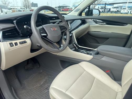 2024 Cadillac XT6 Premium Luxury AWD