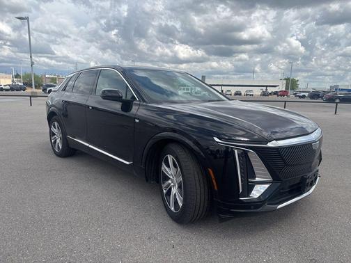 2024 Cadillac LYRIQ Tech