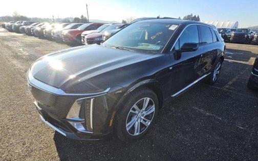 Stellar Black Metallic 2024 Cadillac LYRIQ Tech