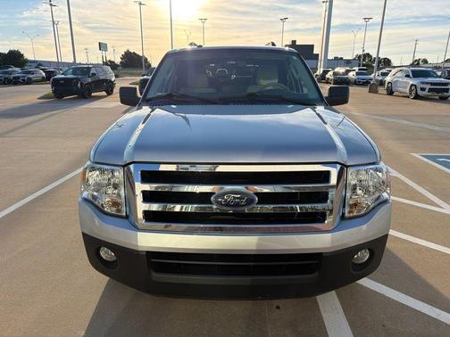 Silver 2011 Ford Expedition XL