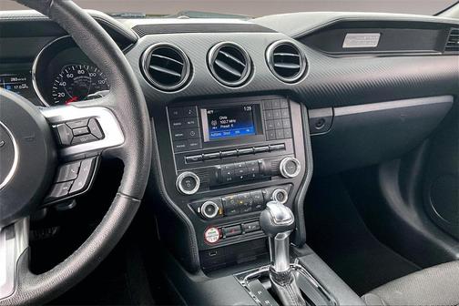 2015 Ford Mustang V6