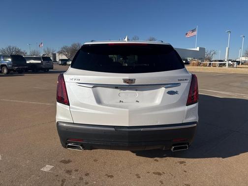 2023 Cadillac XT5 Luxury