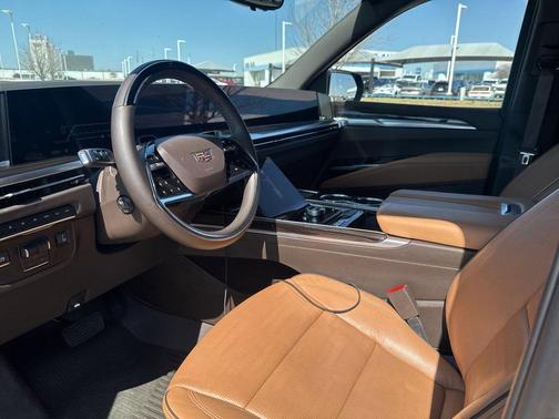 2025 Cadillac Escalade Premium Luxury