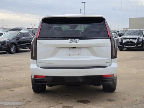 2021 Cadillac Escalade Sport