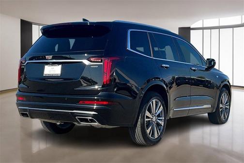 2025 Cadillac XT6 Premium Luxury FWD