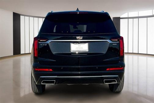 2025 Cadillac XT6 Premium Luxury FWD