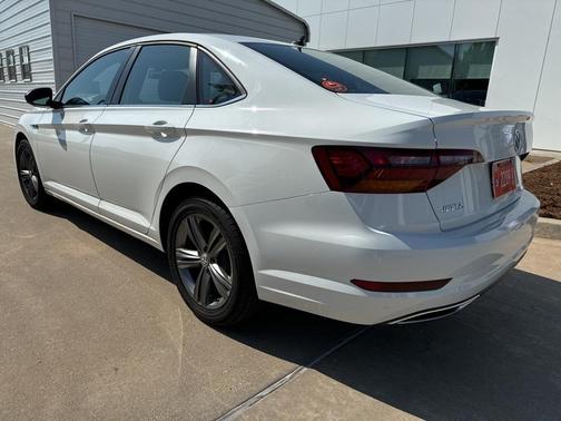 2019 Volkswagen Jetta 1.4T R-Line