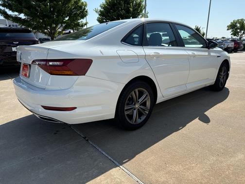 2019 Volkswagen Jetta 1.4T R-Line