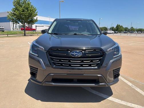 Magnetite Gray Metallic 2023 Subaru Forester