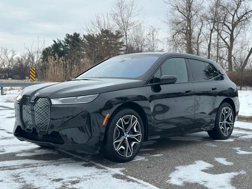 2025 BMW iX xDrive50