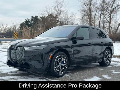 2025 BMW iX xDrive50