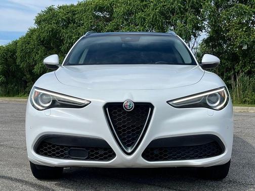 Alfa White 2021 Alfa Romeo Stelvio Ti