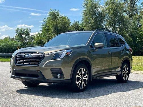 Autumn Green Metallic 2022 Subaru Forester Limited