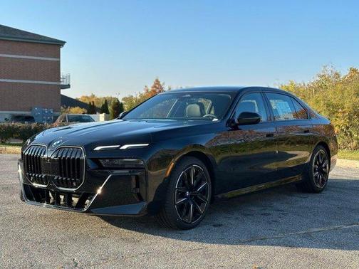 2026 BMW 740 i xDrive