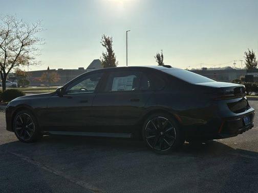 2026 BMW 740 i xDrive