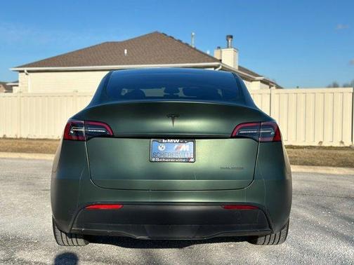 2024 Tesla Model Y Long Range