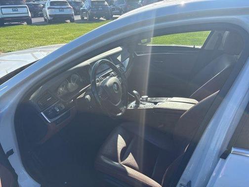2016 BMW 528 i xDrive