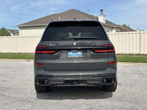 2026 BMW X7 xDrive40i