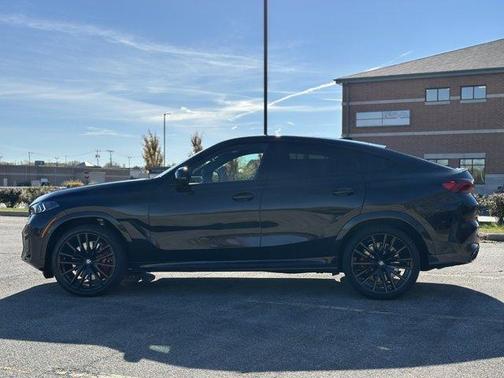 2026 BMW X6 M60i