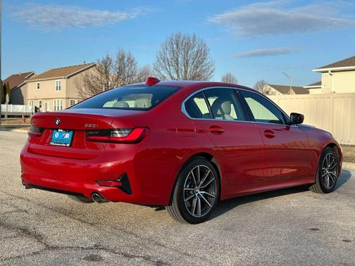 2021 BMW 330 i xDrive