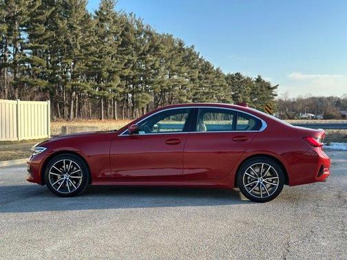 2021 BMW 330 i xDrive
