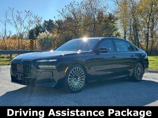 2025 BMW 740 i xDrive