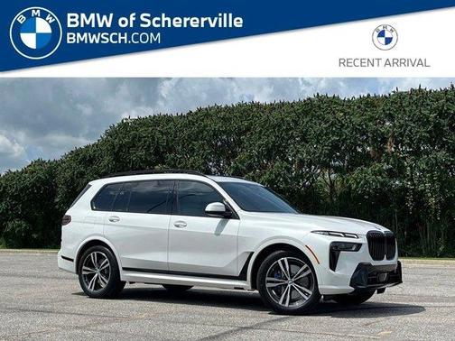 Mineral White Metallic 2025 BMW X7 xDrive40i