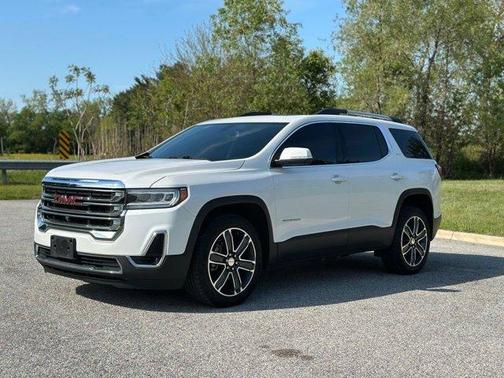 White Frost Tri-Coat 2020 GMC Acadia SLT
