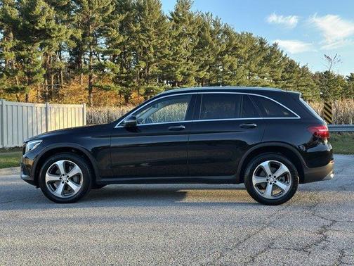 2017 Mercedes-Benz GLC 300 Base