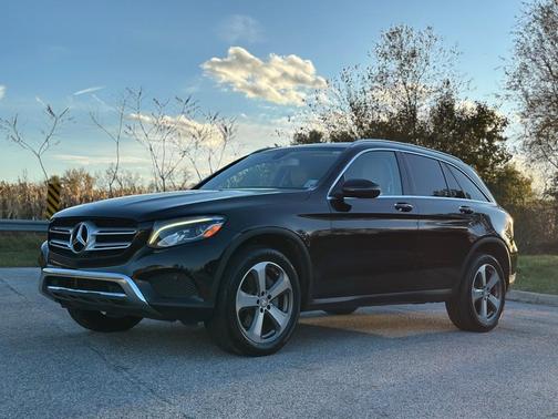2017 Mercedes-Benz GLC 300 Base