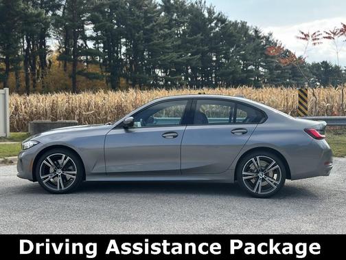 2023 BMW 330 i xDrive