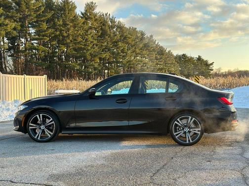 2023 BMW 330 i xDrive
