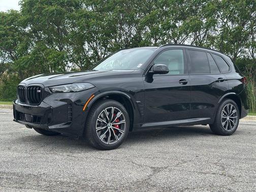 Black Sapphire Metallic 2026 BMW X5 M60i