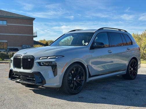 2026 BMW X7 M60i