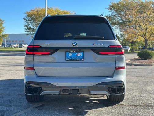 2026 BMW X7 M60i