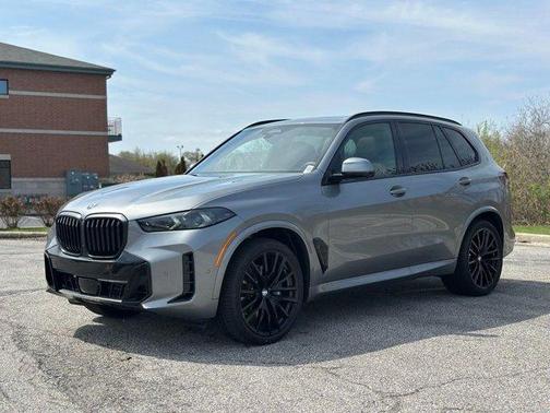 Gray Metallic 2026 BMW X5 xDrive40i
