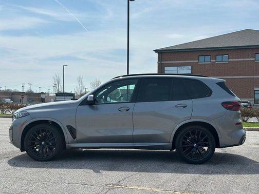 Gray Metallic 2026 BMW X5 xDrive40i