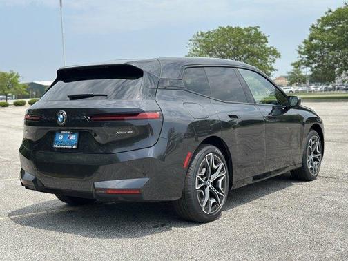 2026 BMW iX xDrive45