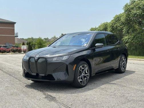 2026 BMW iX xDrive45