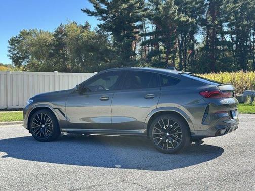 2022 BMW X6 xDrive40i