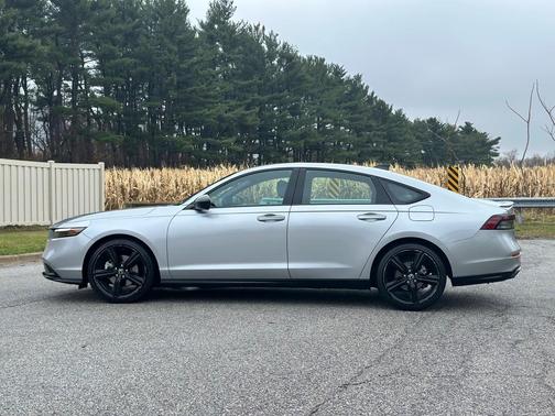 2023 Honda Accord Hybrid Sport-L
