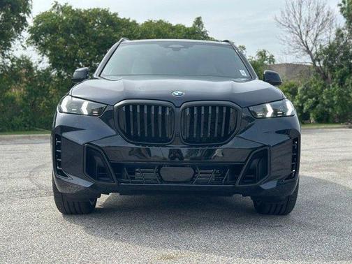 Carbon Black Metallic 2026 BMW X5 xDrive40i