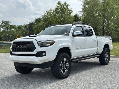 2017 Toyota Tacoma TRD Sport