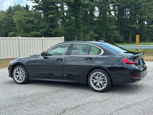 2025 BMW 330 i xDrive