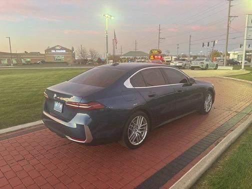 2024 BMW 530 i xDrive